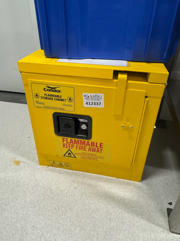 Image of Condor 2 Gallon Flammable Liquid Storage Cabinet